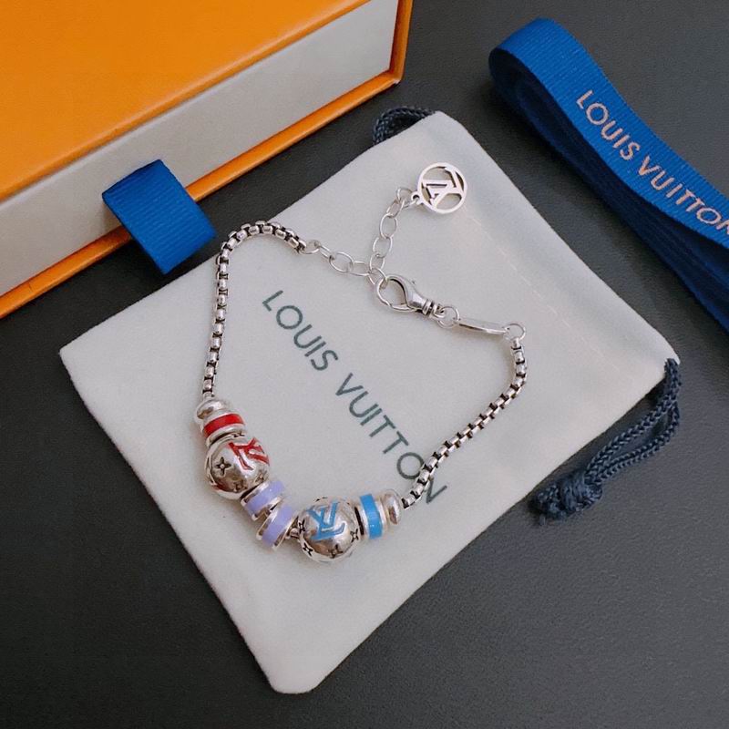 LV Bracelet 02lyr102